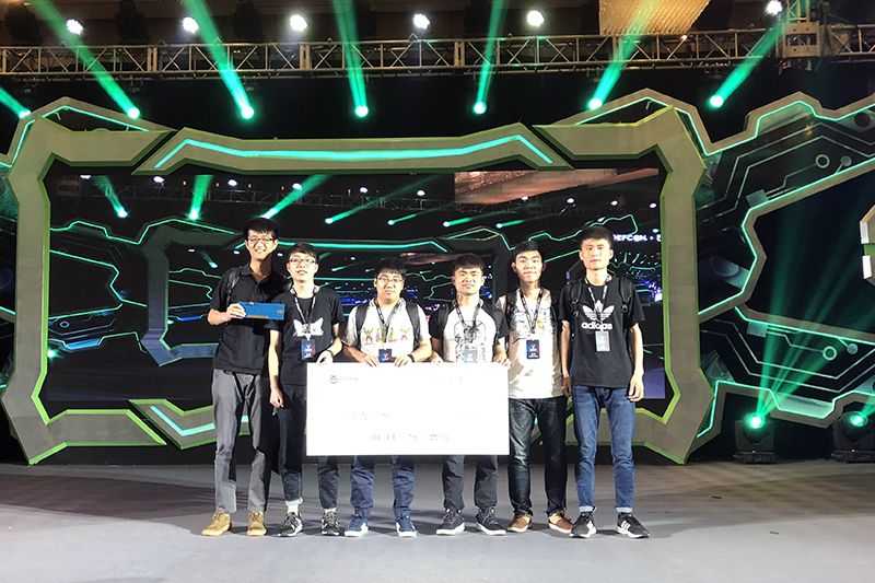 计算机科学系学生在Hackathon的AI x Blockchain类别中荣获一等奖，突破与创新的力量