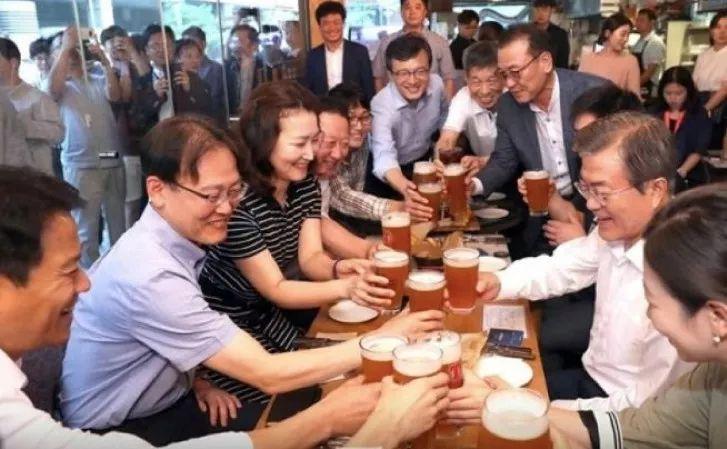 美国证券交易委员会及其他行政机构推动金融链上转型，实践总统的承诺