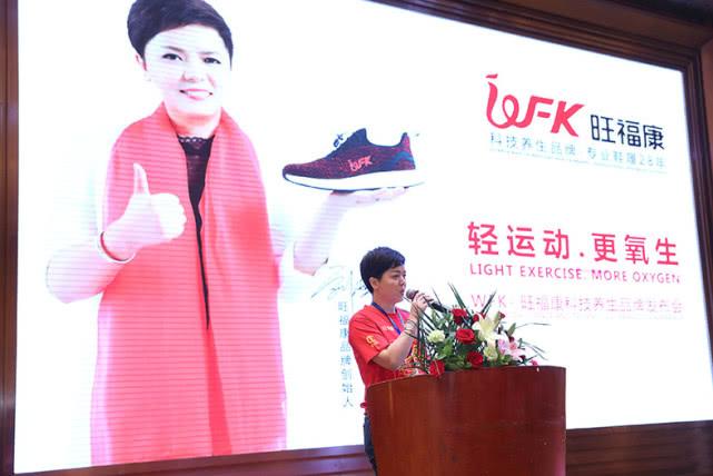 2025年科技趋势展望，人工智能集成、可持续性与挑战